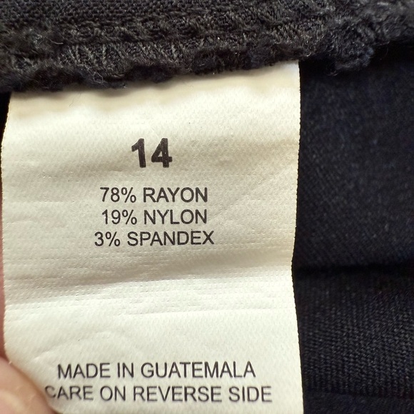 Briggs New York Black Pencil Skirt Knee-Length Work - Picture 4 of 6